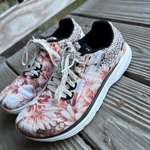 Altra zero drop gym/running shoe